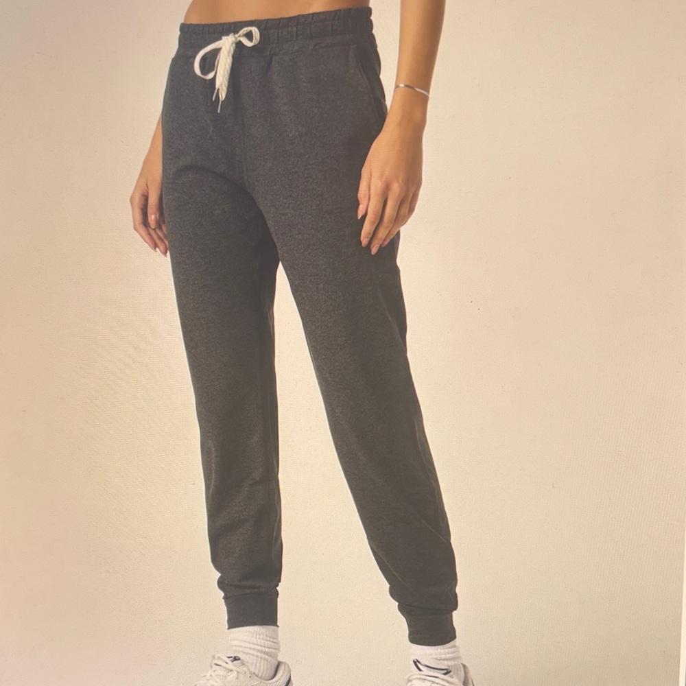 Vuori Charcoal Grey Dreamknit Performance Joggers - Picture 6 of 6